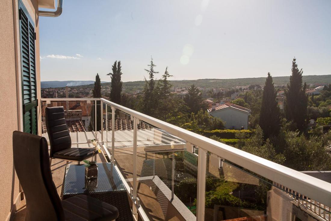 Apartments Tm Krk Town Exterior foto