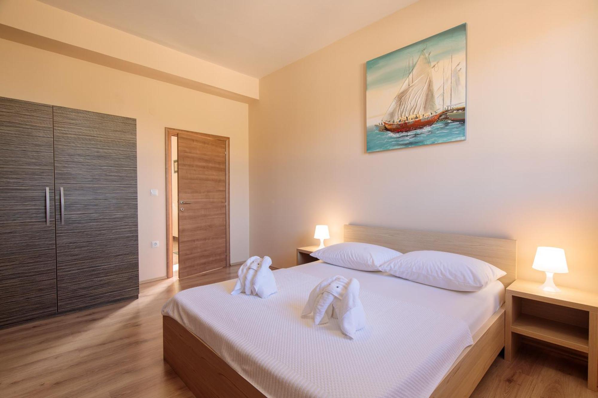 Apartments Tm Krk Town Exterior foto
